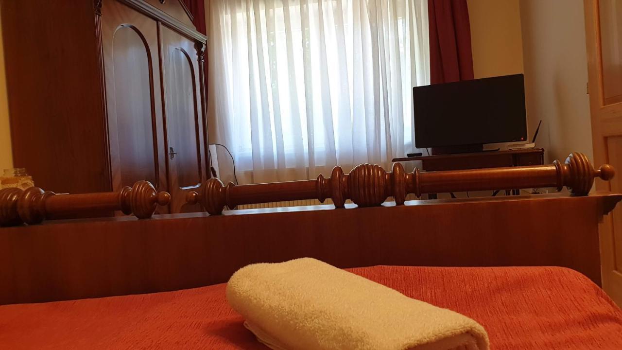 Keller Apartmanok Хайдусобосло Экстерьер фото