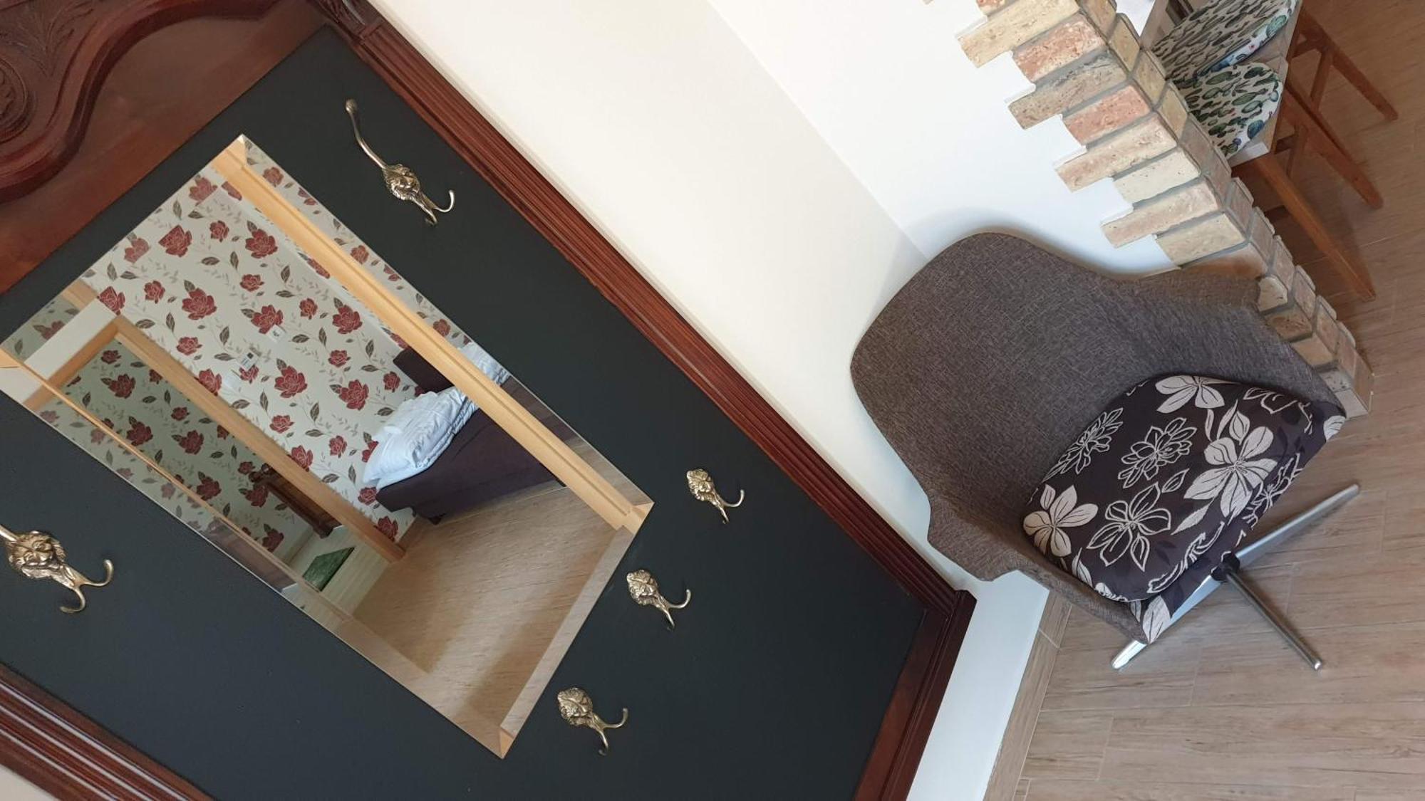 Keller Apartmanok Хайдусобосло Номер фото