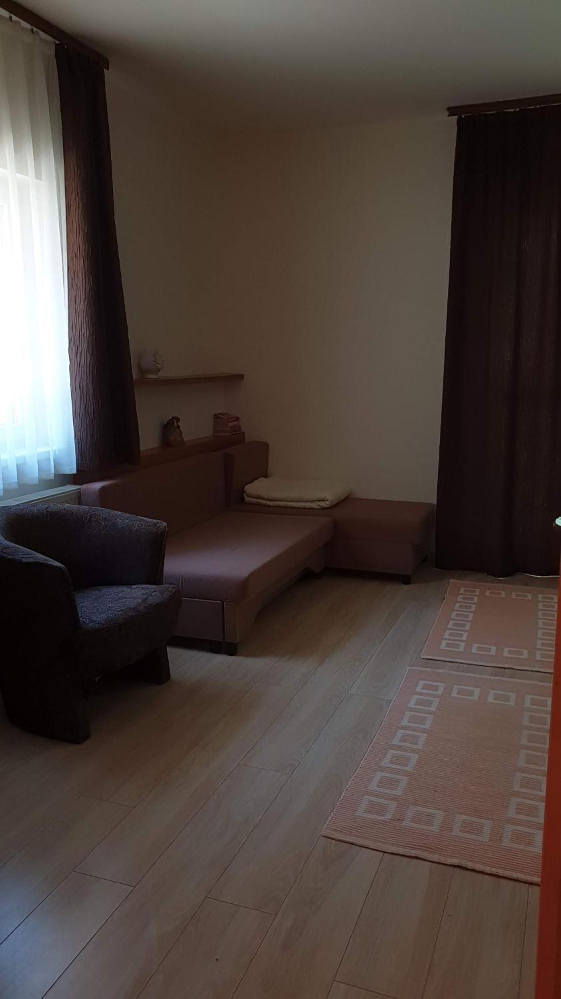 Keller Apartmanok Хайдусобосло Номер фото