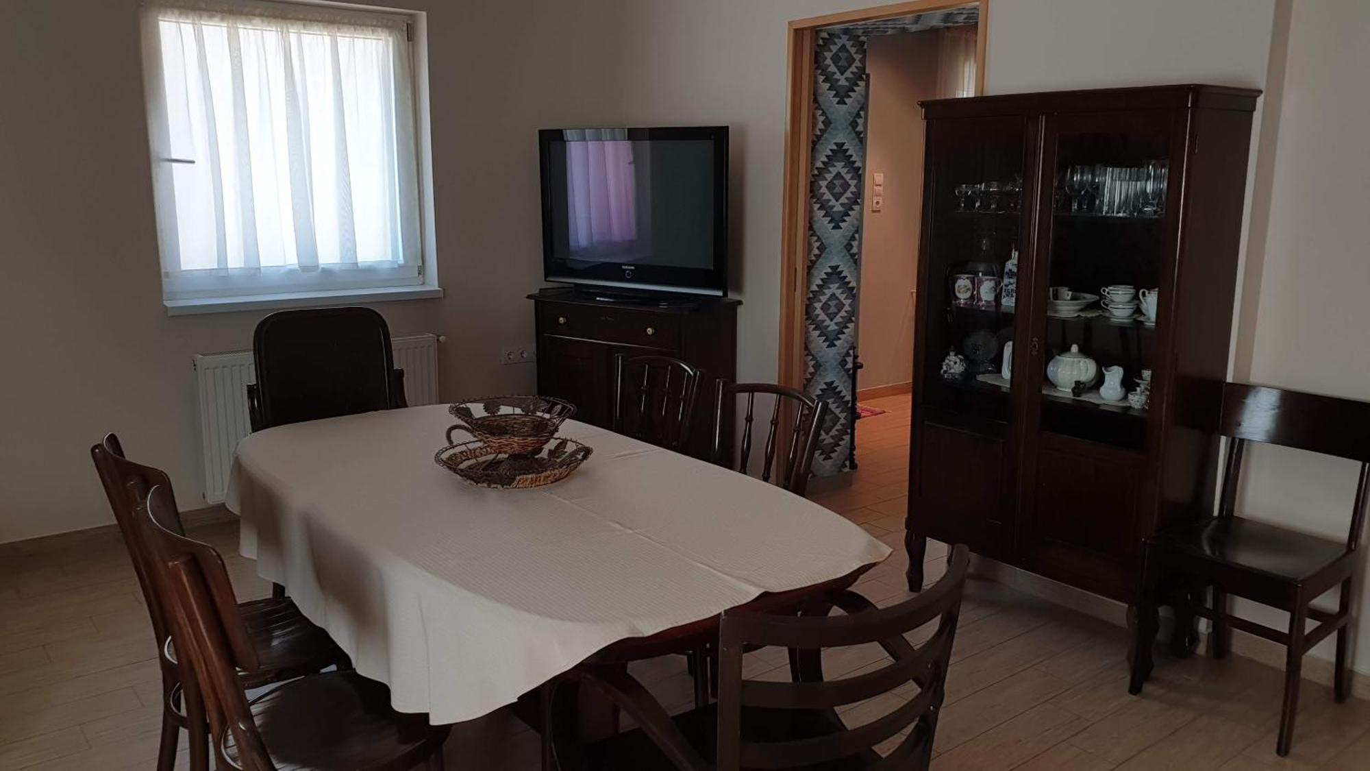 Keller Apartmanok Хайдусобосло Номер фото